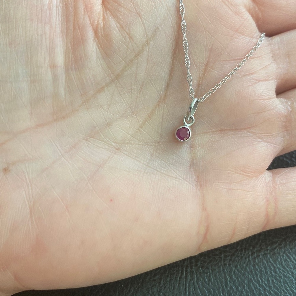 10k Solid White Gold Small Mini Ruby Pendant Dain… - image 2